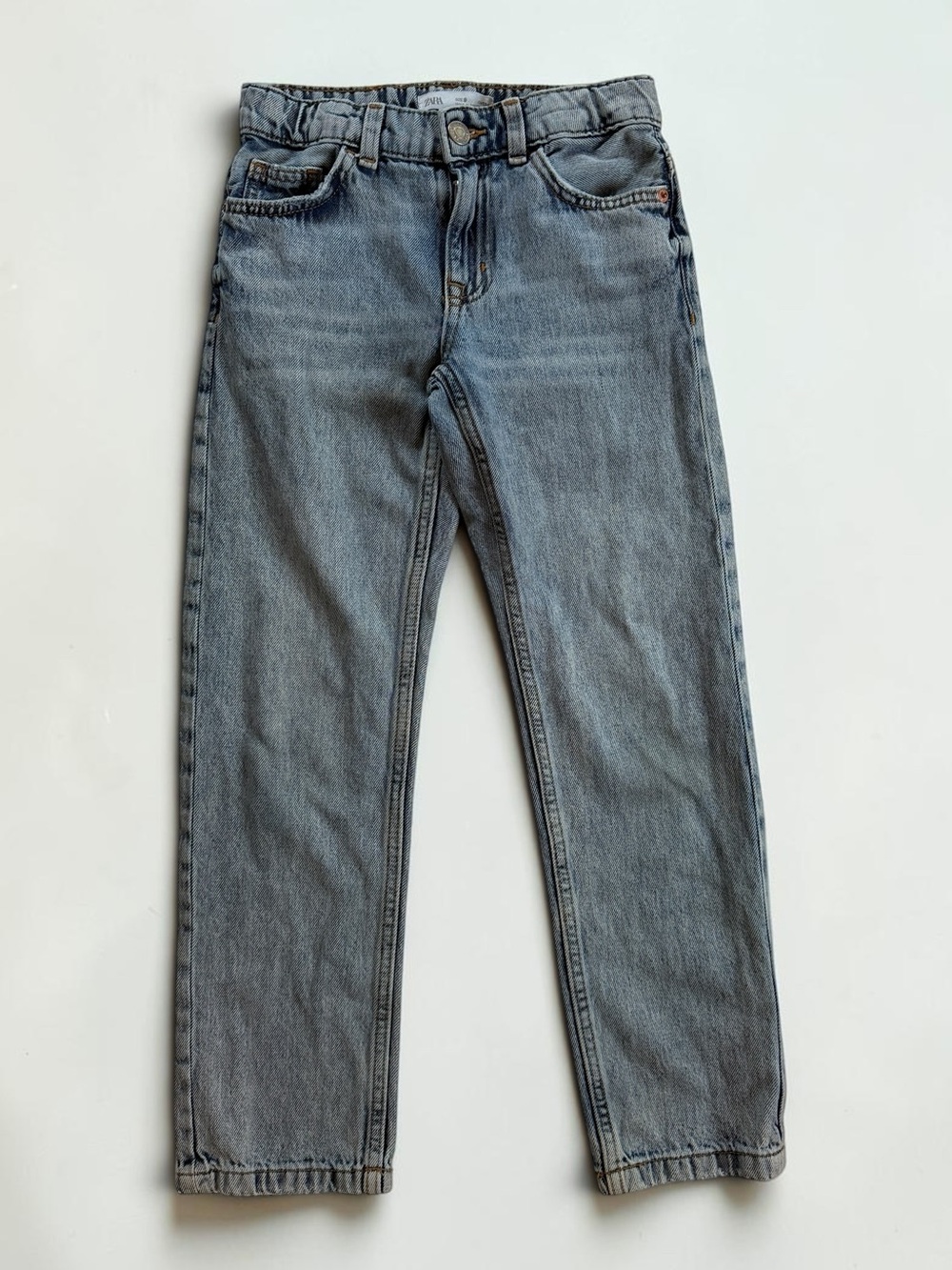 ZARA VGUC Classic Straight Leg Light Wash Jeans